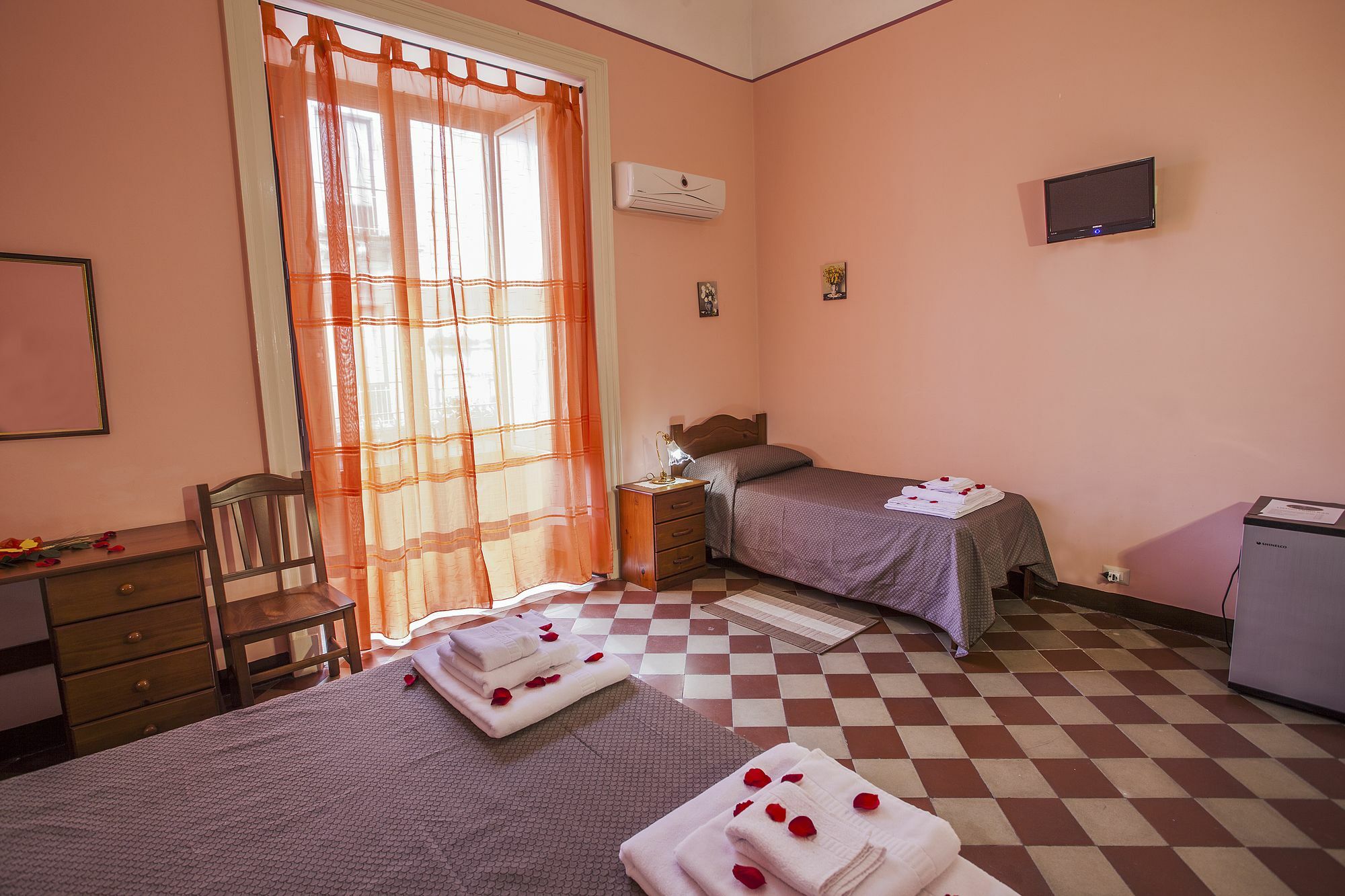 Siciliaetnamare Bed & Breakfast Рипосто Екстериор снимка